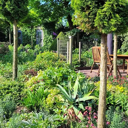 In Near War Museum Villa Overloon