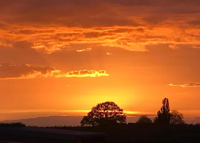 ヴィラ In Near War Museum Overloon